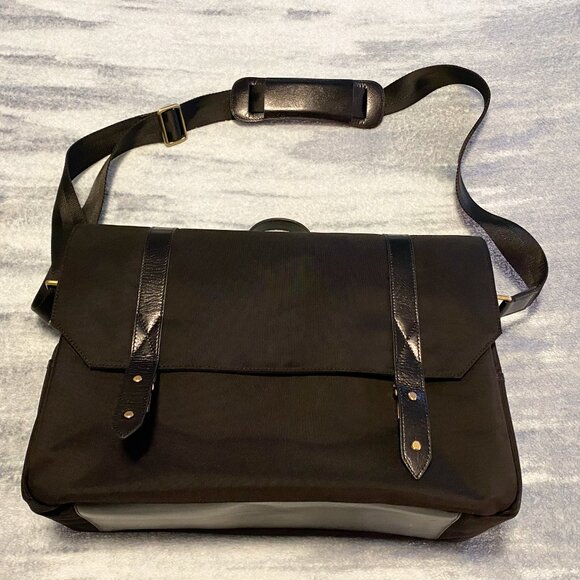 Jo Totes | Bags | Jo Totes Johansen Camera Bag Messenger  display picture 1